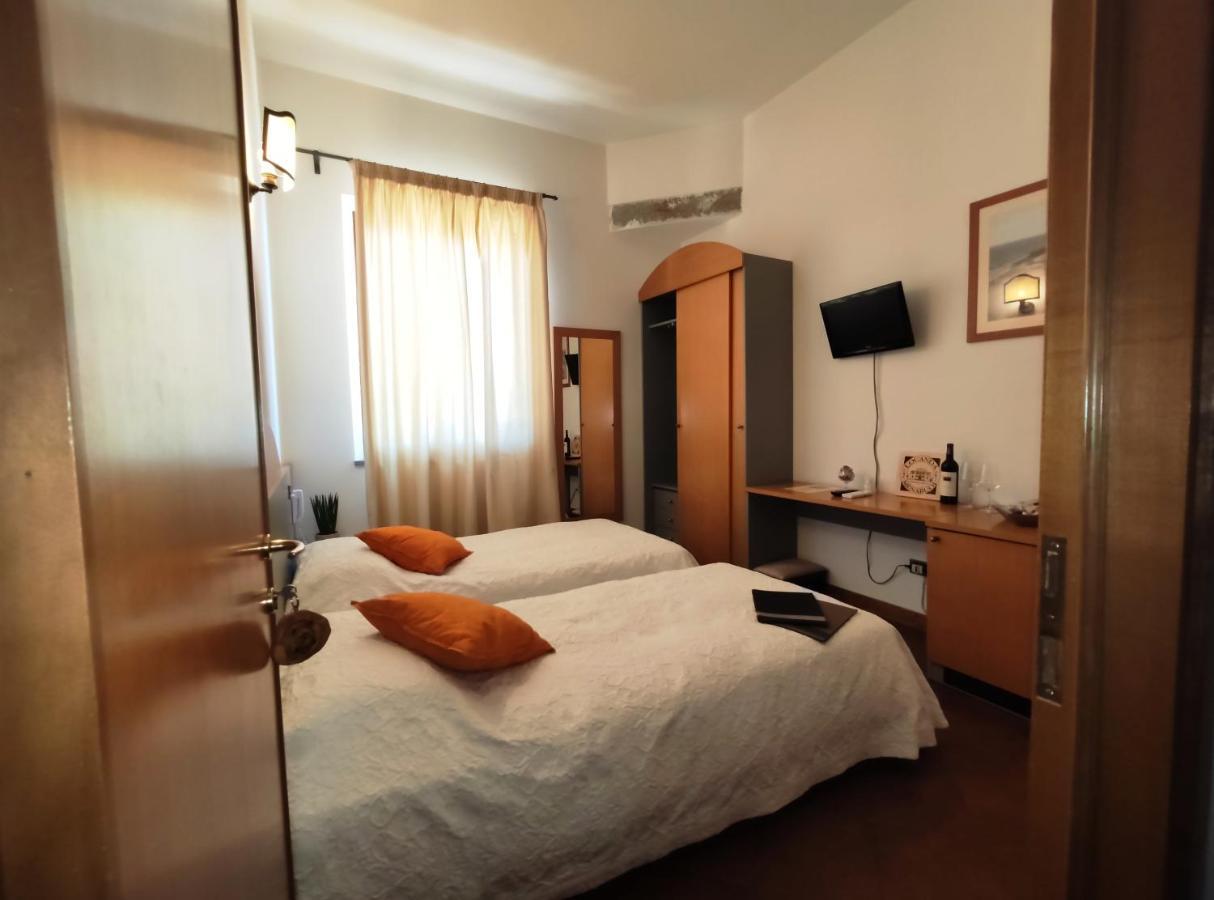 Locanda Menabuoi Donoratico Dış mekan fotoğraf